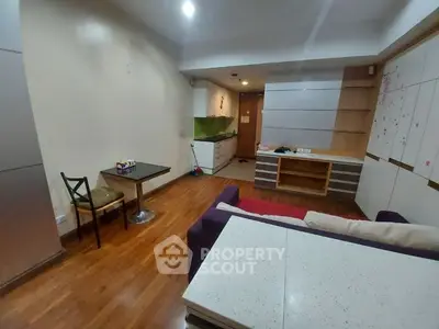 image_rental-12959266