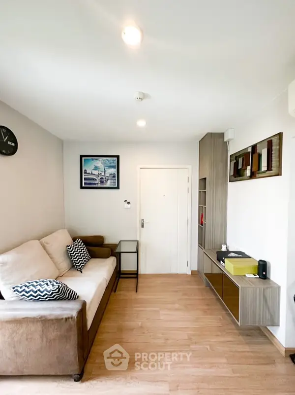 image_rental-12832033