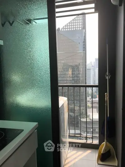  1 Bedroom Condo at Life Asoke ไลฟ์ อโศก-3