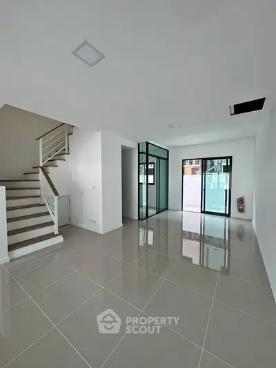 image_rental-30140560