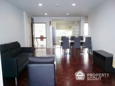 Fully Furnished 2 Bedrooms Apartment at Undefined-4