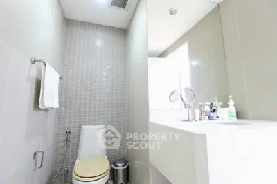 Modern bathroom with sleek design and contemporary fixtures