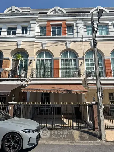 image_rental-31799192