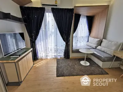  1 Bedroom Condo at Triple Y Residence Samyan-3