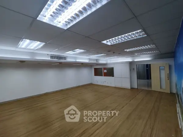 image_rental-31586875