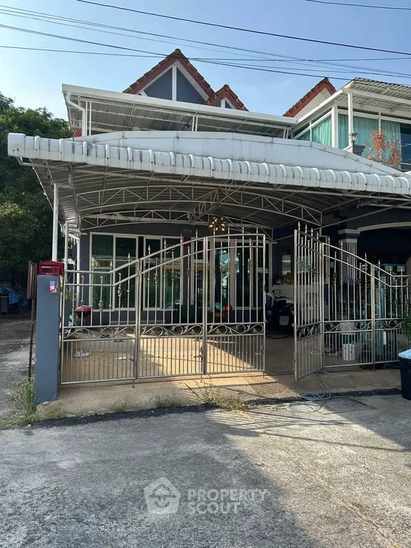 image_rental-31500190