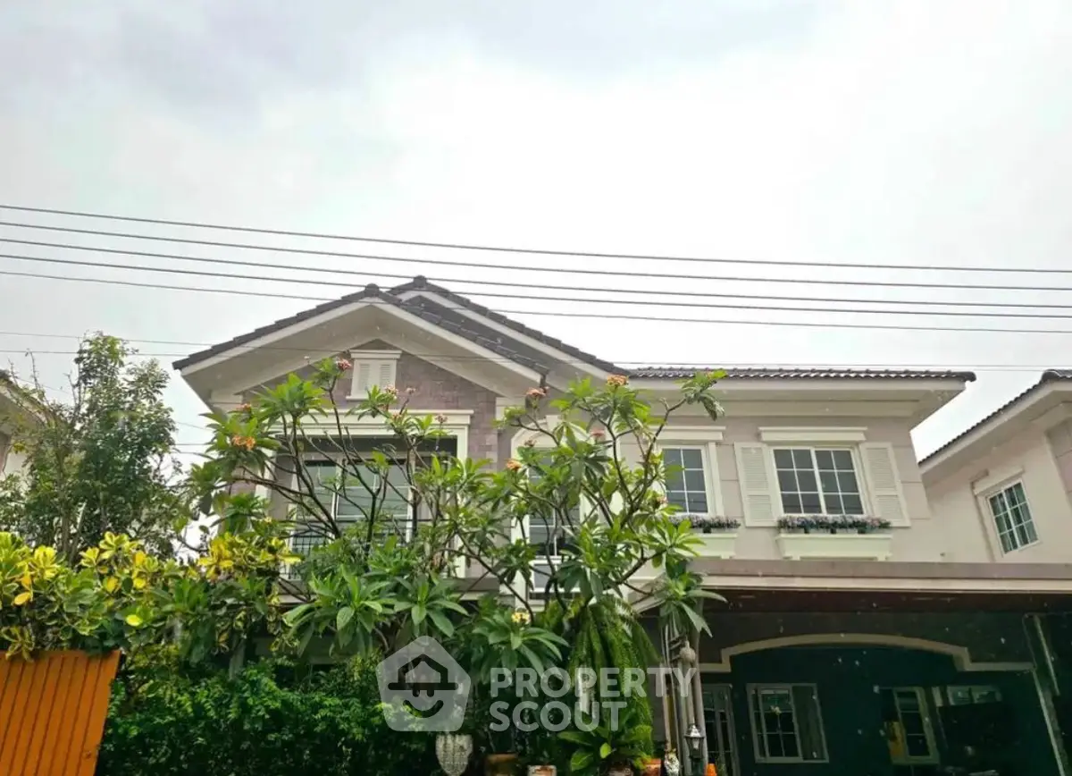 Screenshot 2568-03-22 at 18.25.53.jpg