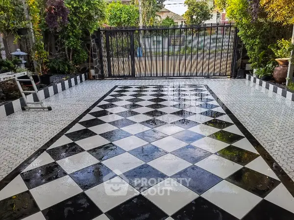 image_rental-8318795