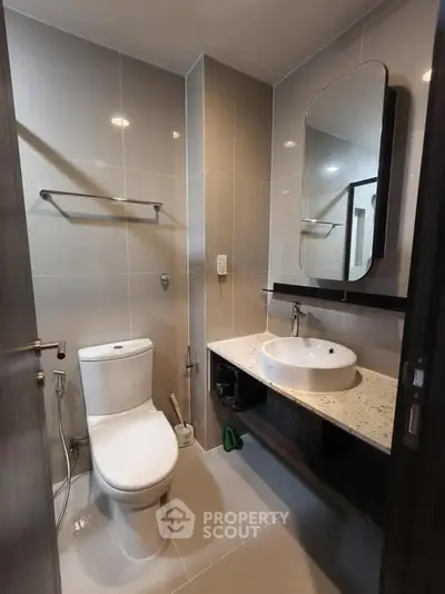 Modern bathroom with sleek fixtures and elegant design