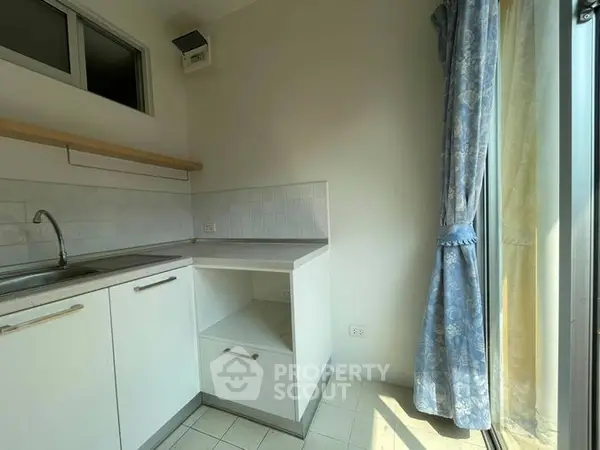 image_rental-4921088