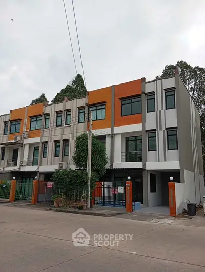 image_rental-28114017