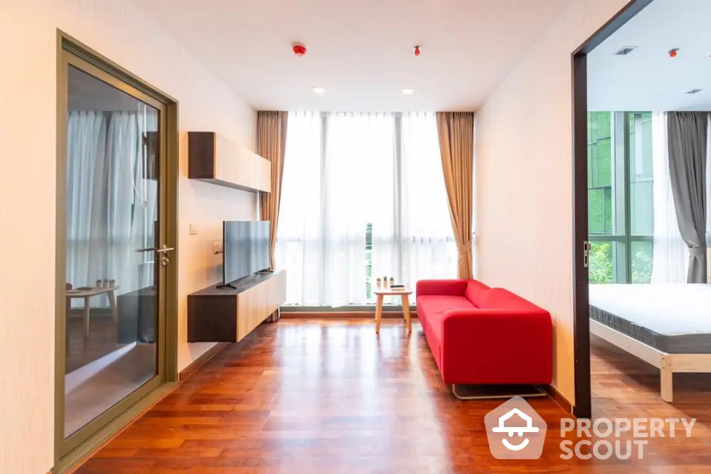  1 Bedroom Condo at Wish Signature Midtown Siam Livingroom