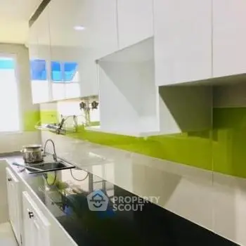 image_rental-13031315