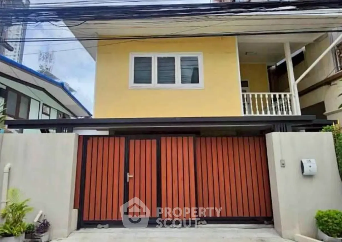 Screenshot 2025-12-08 093530.jpg