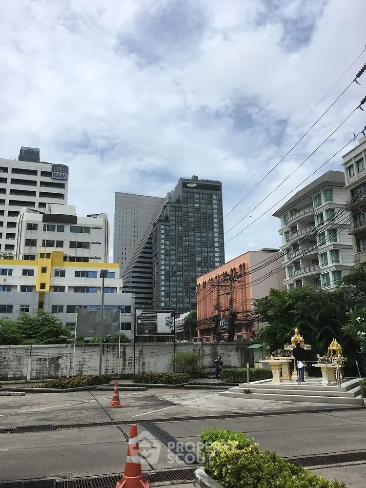  1 Bedroom Condo at Noble Revo Silom-2