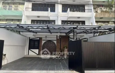 image_rental-29296835