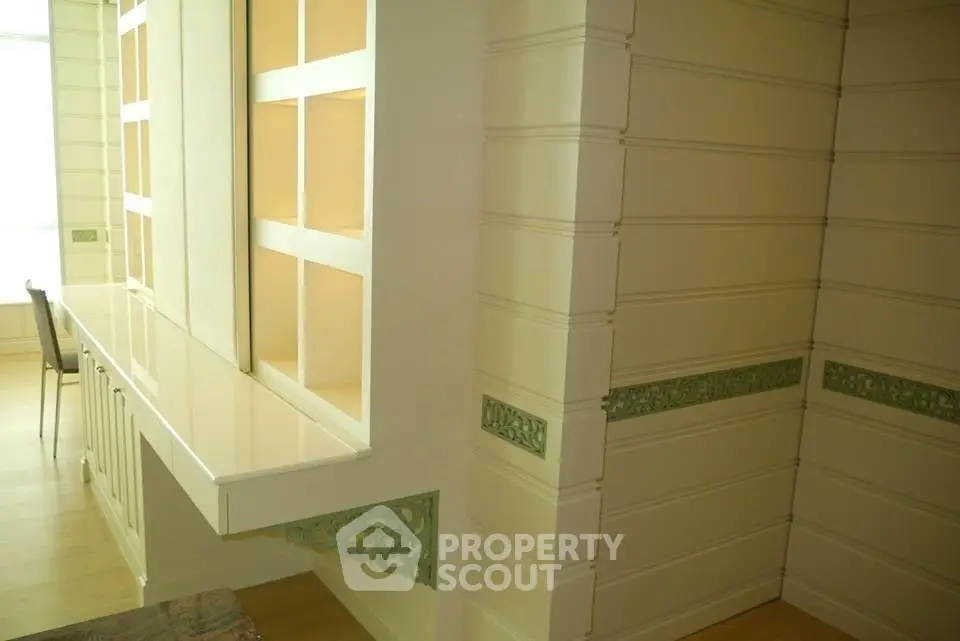  2 Bedrooms Condo at Baan Sathorn Chaopraya-1