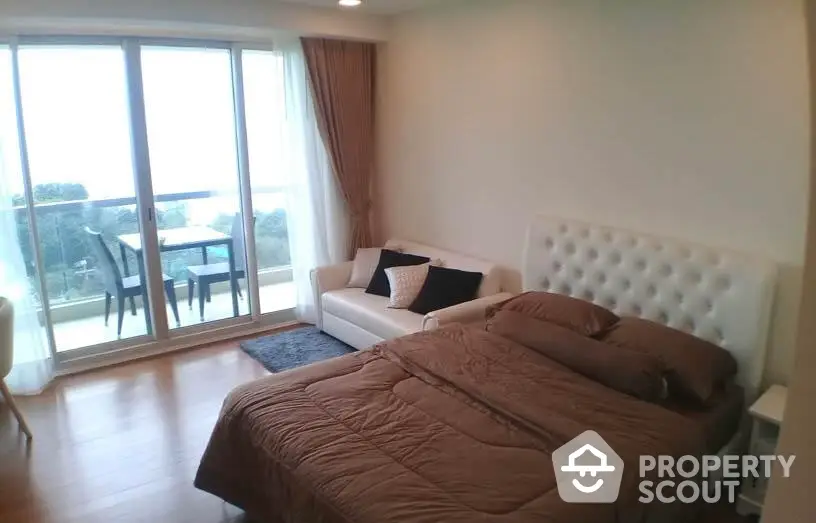 The Palm Wongamat Studio rent Sea View Condo Pattaya-10.jpeg