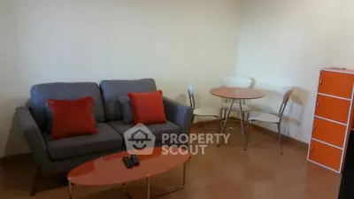  1 Bedroom Condo at Life Sukhumvit-5