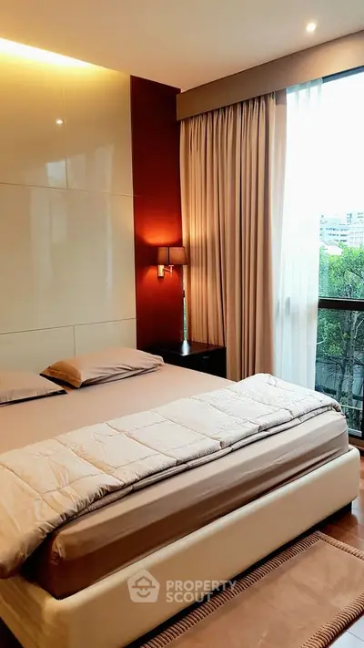 Fully Furnished 2 Bedrooms Condo at The Address Sukhumvit 28-3
