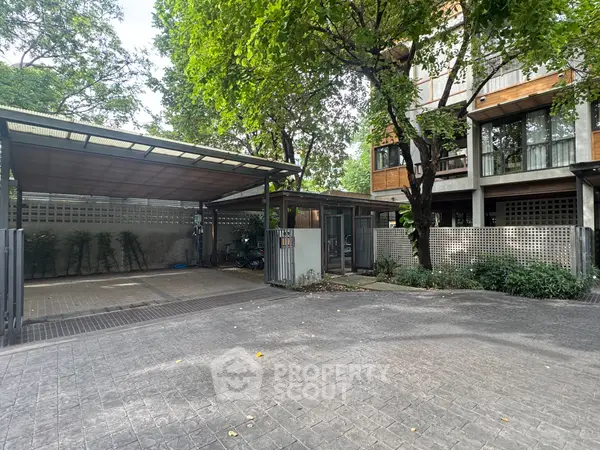 image_rental-29159175