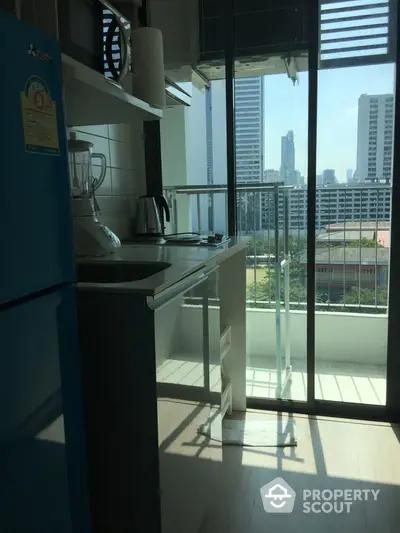  1 Bedroom Condo at Ideo Mobi Phayathai-5