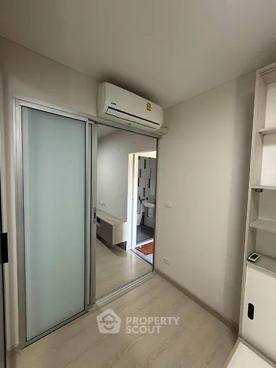 image_rental-37137512
