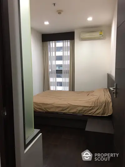 Fully Furnished 1 Bedroom Condo at Ideo Q Phayathai-4