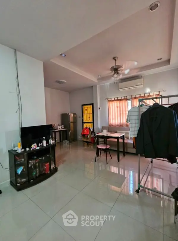 image_rental-31521338