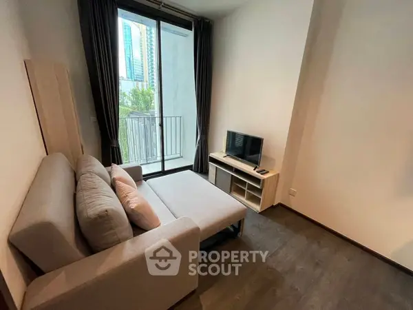 image_rental-9078617