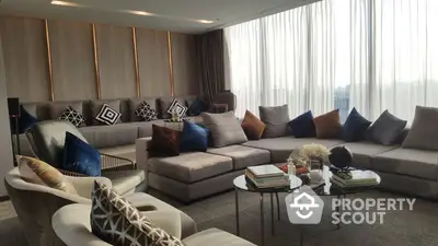 Fully Furnished 1 Bedroom Condo at The Tree Hua Mak-11