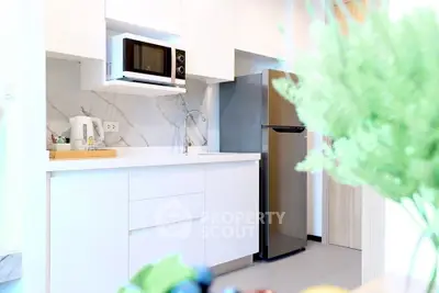  1 Bedroom Condo at The Base Petchaburi Thonglor-4