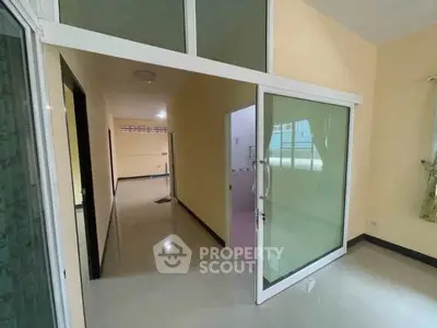 image_rental-27157846