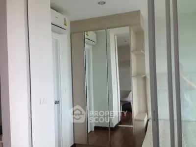  1 Bedroom Condo at Chewathai Interchange-2
