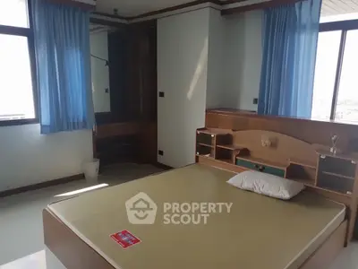  2 Bedrooms Condo at Jc Tower Thorglor 25-5