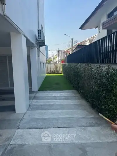 image_rental-31307168