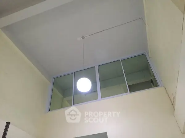 image_rental-28757493