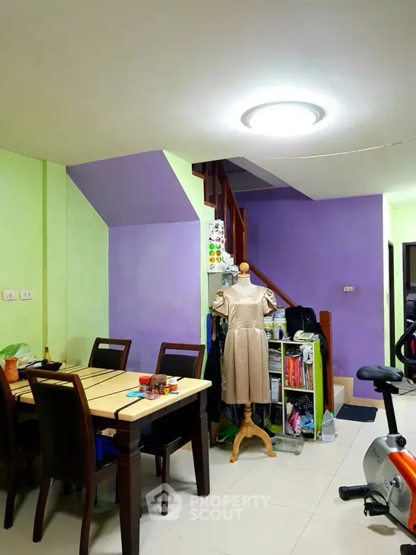 image_rental-27077593