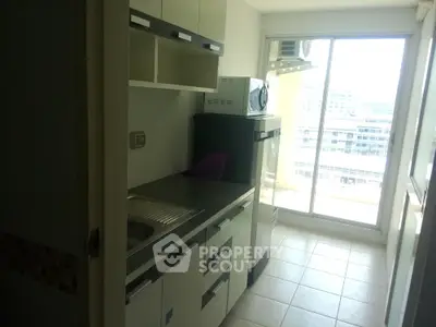 1 Bedroom Condo at The Niche Ratchada Huaykwang-2
