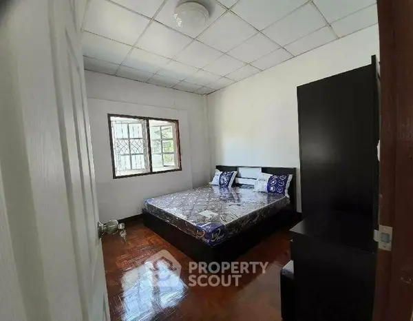 image_rental-28512475