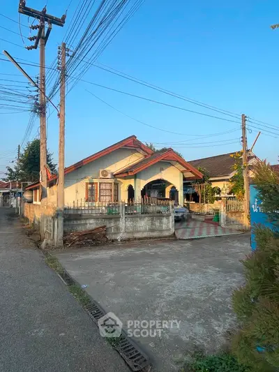2027257-2-Photoroom.png