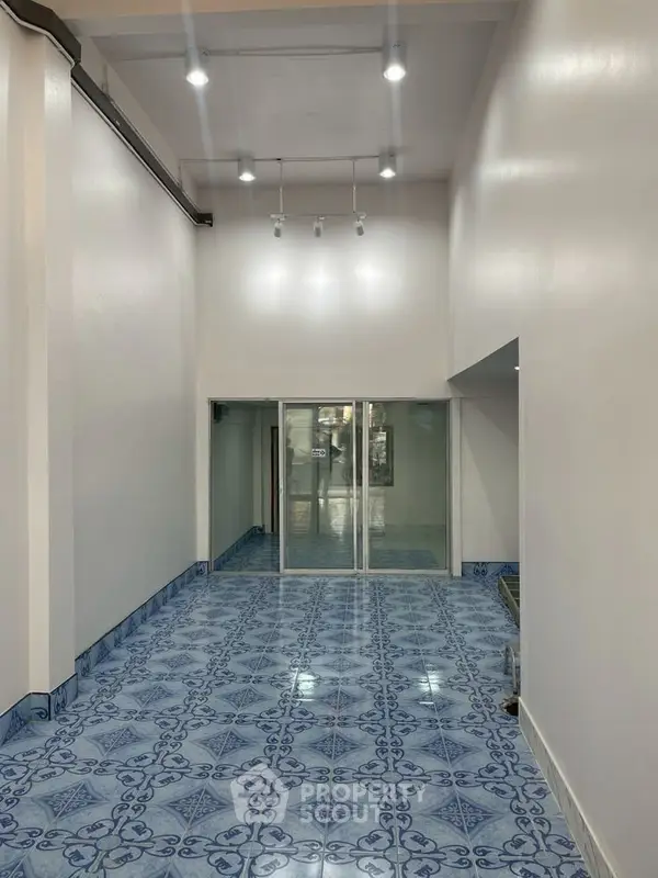 image_rental-29137126