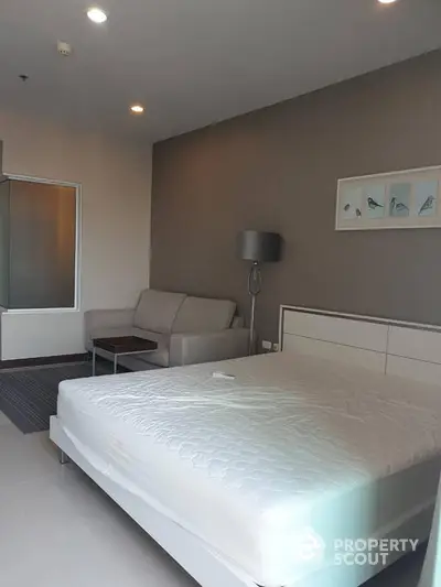 Fully Furnished 1 Bedroom Condo at Supalai Premier Asoke-4