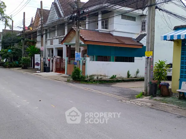 image_rental-6024564