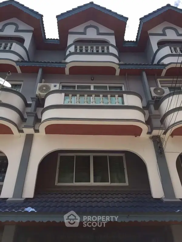 image_rental-27503417