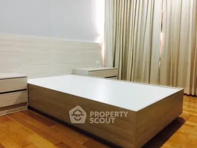  2 Bedrooms Condo at Villa Sathorn-2