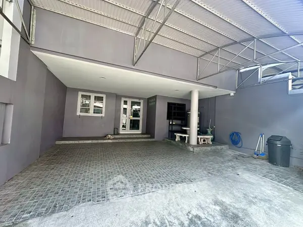 image_rental-28103340