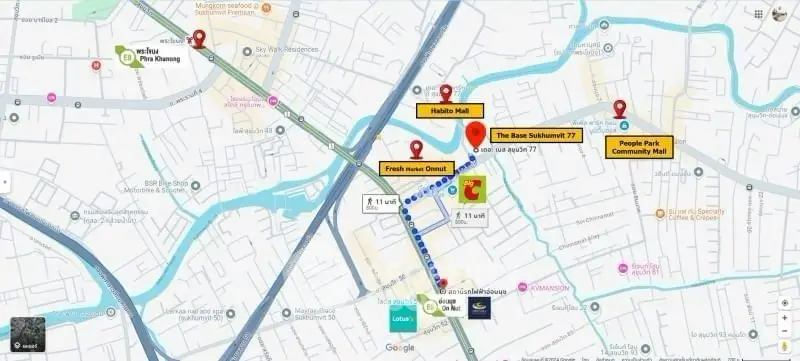 Map showing proximity to malls and community park near The Base Sukhumvit 77.