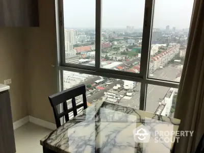  1 Bedroom Condo at Chewathai Ramkhamhaeng-3