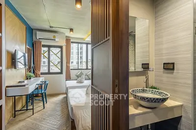 Fully Furnished 1 Bedroom Apartment at W Station Hotel-5